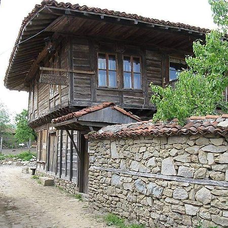Къщата На Художника Hotel Zheravna Exterior foto